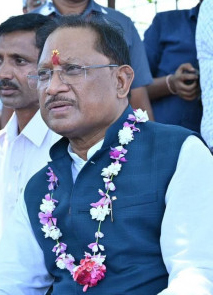 मुख्यमंत्री साय का हेलिकॉप्टर मध्यप्रदेश की सीमा से लगा सुदूर गांव माथमौर में उतरा मुख्यमंत्री साय का हेलिकॉप्टर मध्यप्रदेश की सीमा से लगा सुदूर गांव माथमौर में उतरा