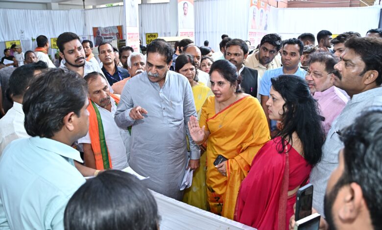 समाधान शिविर में अनुपस्थित अधिकारियों पर तत्काल कार्यवाही करें – मूणत समाधान शिविर में अनुपस्थित अधिकारियों पर तत्काल कार्यवाही करें – मूणत