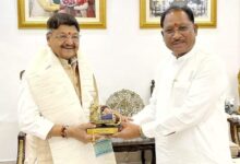 सीएम साय से एमपी के कैबिनेट मंत्री कैलाश विजयवर्गीय ने की सौजन्य मुलाकात