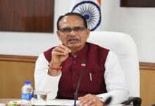 पंचायत, ग्रामीण विकास एवं कृषि विभाग के कार्यों की केंद्रीय मंत्री चौहान कर रहे समीक्षा