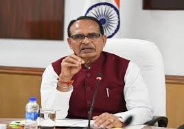पंचायत, ग्रामीण विकास एवं कृषि विभाग के कार्यों की केंद्रीय मंत्री चौहान कर रहे समीक्षा