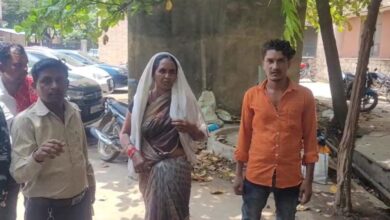 जेल में युवक की मौत, परिजनों ने प्रशासन पर लगाया लापरवाही का आरोप जेल में युवक की मौत, परिजनों ने प्रशासन पर लगाया लापरवाही का आरोप