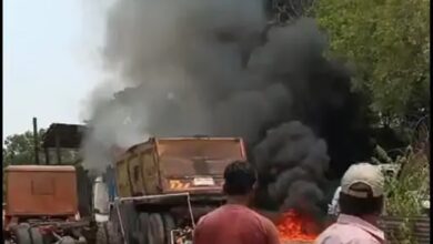 वेल्डिंग के दौरान ट्रेलर के डीजल टैंक में जोरदार धमाका