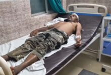 सर्चिंग से वापस लौट रहे दो जवान बिजली तार की चपेट में आए, एक की हालत गंभीर