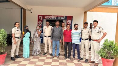 पुलिस की कार्यवाई, 101 फरार वारंटी चढ़े हत्थे