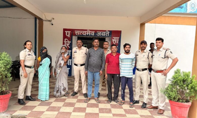 पुलिस की कार्यवाई, 101 फरार वारंटी चढ़े हत्थे पुलिस की कार्यवाई, 101 फरार वारंटी चढ़े हत्थे
