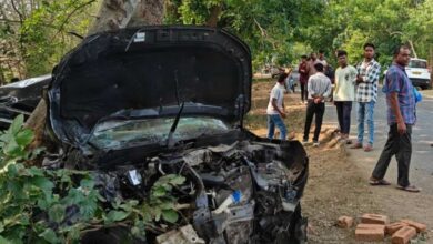 कार चालक ने 2 बाइक को मारी टक्कर, चार लोगों की मौत