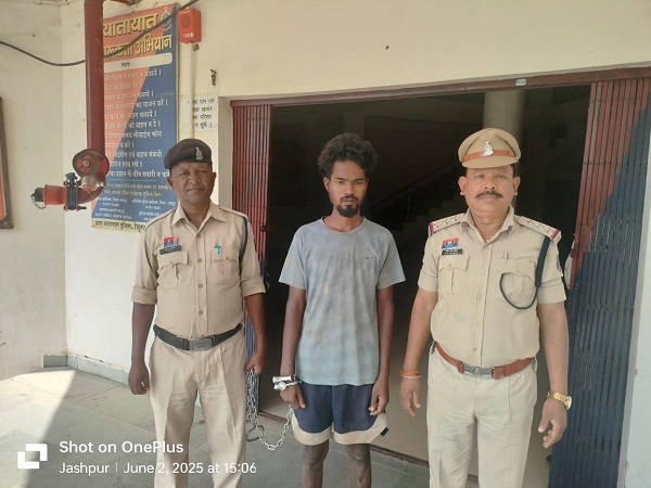पूर्व बीडीसी पर लोहे की राड से हमला, आरोपी गिरफ्तार पूर्व बीडीसी पर लोहे की राड से हमला, आरोपी गिरफ्तार
