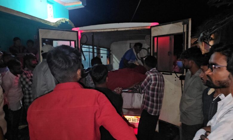 माँ की हत्या से दो मासूम हुए अनाथ, पढ़े पूरी खबर माँ की हत्या से दो मासूम हुए अनाथ, पढ़े पूरी खबर