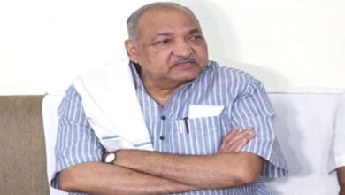 खाद संकट के लिए सरकार जिम्मेदार: रविंद्र चौबे