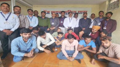 फर्जी सिम बेचने वाले 11 लोग पकड़े गए, विदेशों में हो रहा इस्तेमाल
