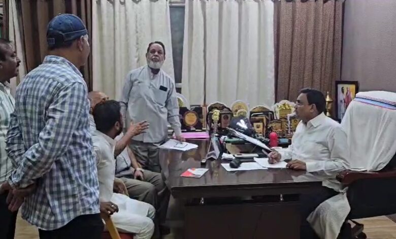 वक्फ बोर्ड का एक्शन, कराया नया एग्रीमेंट, बढ़ेगी आमदनी वक्फ बोर्ड का एक्शन, कराया नया एग्रीमेंट, बढ़ेगी आमदनी