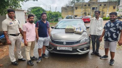 अवैध परिवहन करते हुए 40 लाख रुपए से अधिक मूल्य की 38 किलो चांदी जब्त