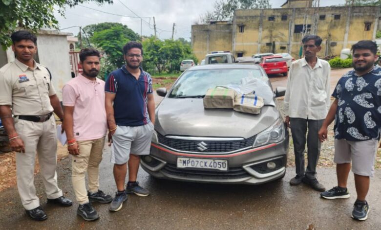 अवैध परिवहन करते हुए 40 लाख रुपए से अधिक मूल्य की 38 किलो चांदी जब्त अवैध परिवहन करते हुए 40 लाख रुपए से अधिक मूल्य की 38 किलो चांदी जब्त