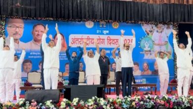 अंतर्राष्ट्रीय योग दिवस: “एक पृथ्वी, एक स्वास्थ्य थीम” कार्यक्रम में शामिल हुए राज्यपाल डेका