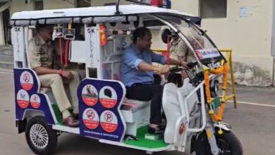 राजधानी की ट्रैफिक व्यवस्था दुरुस्त करने कलेक्टर-SSP ने EV पेट्रोलिंग वाहन को दिखाई हरी झंडी