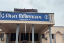 नवजात की मौत से परिजनों ने लगाया डॉक्टरों पर लापरवाही का आरोप