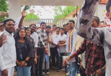 शिक्षा के व्यापारीकरण के विरुद्ध NSUI ने खोला मोर्चा, प्रदर्शन कर DEO को सौपा ज्ञापन