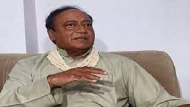 पूर्व सीएम दिग्विजय सिंह के भाई लक्ष्मण सिंह पार्टी से 6 साल के लिए निष्कासित