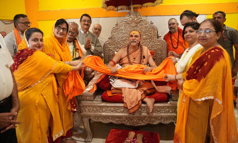 देश विदेश में बसा सिंधी समाज शंकराचार्यों के गो प्रतिष्ठा आन्दोलन का देगा साथ : साईं मसंद देश विदेश में बसा सिंधी समाज शंकराचार्यों के गो प्रतिष्ठा आन्दोलन का देगा साथ : साईं मसंद
