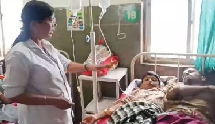पलारी में डायरिया तेजी से पसार रहा पैर, स्वास्थ्य विभाग अलर्ट पलारी में डायरिया तेजी से पसार रहा पैर, स्वास्थ्य विभाग अलर्ट