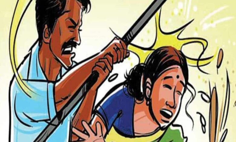 चरित्र पर शक, पत्नी की कुल्हाड़ी से हत्या चरित्र पर शक, पत्नी की कुल्हाड़ी से हत्या