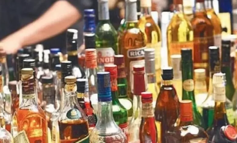 एसीबी ने दो राज्यों में शराब घोटाले के मास्टर माइंड कारोबारी सिंघानिया को किया गिरफ्तार एसीबी ने दो राज्यों में शराब घोटाले के मास्टर माइंड कारोबारी सिंघानिया को किया गिरफ्तार