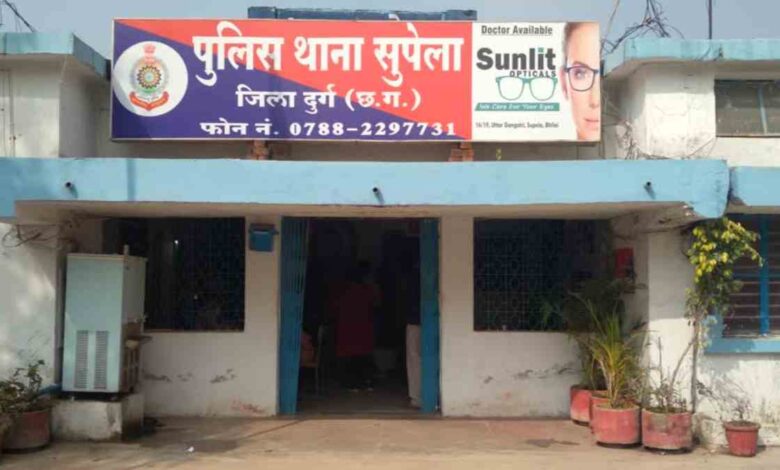 तीन छात्र तीन दिनों से गायब, पुलिस पता लगा पाने में असफल तीन छात्र तीन दिनों से गायब, पुलिस पता लगा पाने में असफल