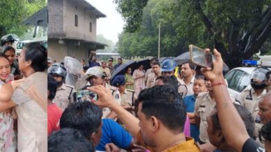 कोयला खदान के लिए जंगलों की कटाई, विरोध करने पर विधायक गिरफ्तार