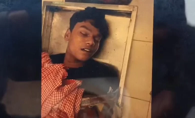 कक्षा 10वी के छात्र ने की आत्महत्या, एग्जाम में फेल होने से था परेशान कक्षा 10वी के छात्र ने की आत्महत्या, एग्जाम में फेल होने से था परेशान