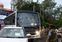 जयकारों के साथ बाबा बर्फानी के भक्तों का पहला जत्था रवाना