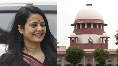 सांसद महुआ ने चुनाव आयोग के खिलाफ सुप्रीम कोर्ट का दरवाजा खटखटाया