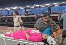 सीट को लेकर दो महिला यात्रियों के बीच ट्रैन में हुई मारपीट