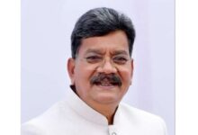 कलेक्टर के नोटिस पर जयसिंह और महंत का पलटवार, जानिए किया कहा…..