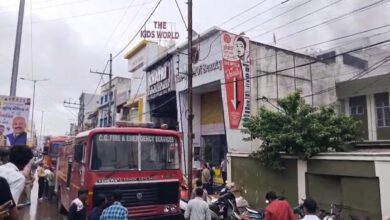 इलेक्ट्रॉनिक्स दुकान में आग से लाखों का सामान खाक