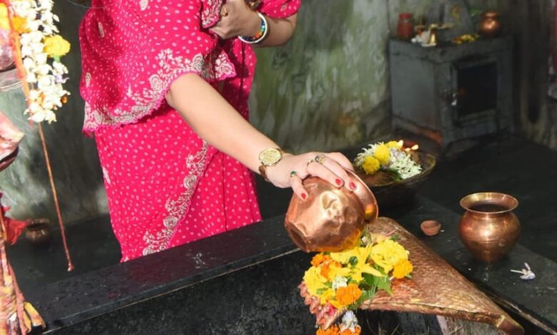 भोलेनाथ के भक्तों के लिए MLA भावना ने किया 6 अगस्त तक निःशुल्क भोजन और ठहरने की व्यवस्था भोलेनाथ के भक्तों के लिए MLA भावना ने किया 6 अगस्त तक निःशुल्क भोजन और ठहरने की व्यवस्था