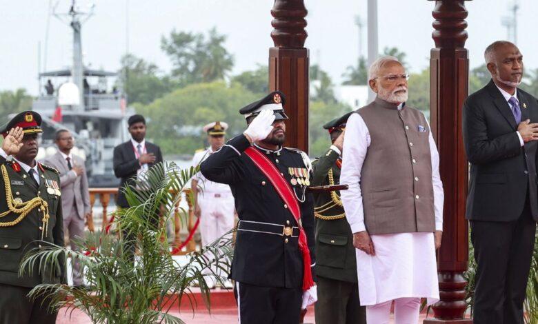 मालदीव की आजादी के हीरक जयंती समारोह में शामिल हुए पीएम मोदी मालदीव की आजादी के हीरक जयंती समारोह में शामिल हुए पीएम मोदी