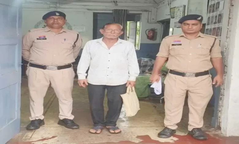 सराफा व्यापारियों को चूना लगाने वाला गिरफ्तार, पढ़े पूरी खबर सराफा व्यापारियों को चूना लगाने वाला गिरफ्तार, पढ़े पूरी खबर