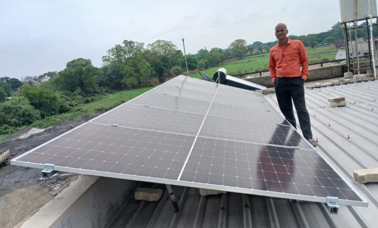 पीएम सूर्य घर से बिजली के साथ आर्थिक लाभ भी पीएम सूर्य घर से बिजली के साथ आर्थिक लाभ भी