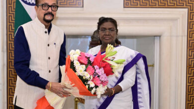 राष्ट्रपति से राज्यपाल ने की भेंट
