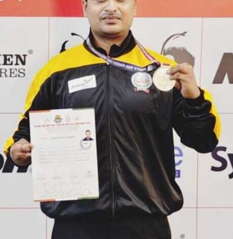 नेशनल पैरा आर्म रेसलिंग चैंपियनशिप में श्रीमंत ने जीता स्वर्ण नेशनल पैरा आर्म रेसलिंग चैंपियनशिप में श्रीमंत ने जीता स्वर्ण