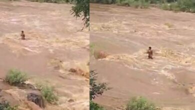 नदी में अचानक जलस्तर बढ़ने से घंटो फंसे रहे तीन बच्चे