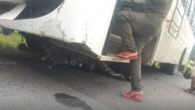 बस की चपेट में आने से युवक की मौत, बस चालक और कंडक्टर फरार