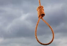 मानसिक रूप से परेशान युवक ने होटल में लगाईं फांसी
