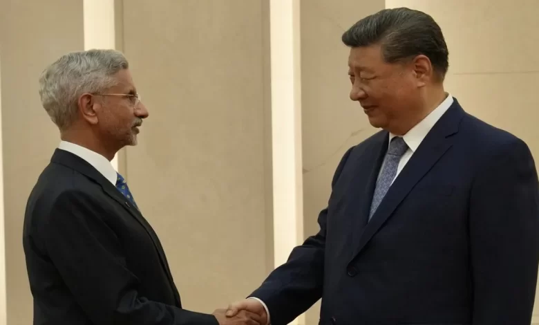 चीन के राष्ट्रपति शी जिनपिंग से मिले विदेश मंत्री जयशंकर चीन के राष्ट्रपति शी जिनपिंग से मिले विदेश मंत्री जयशंकर