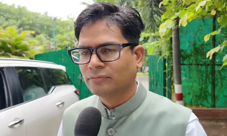 मानसून सत्र में वित्त विभाग पांच विधयेक पेश करेगी मानसून सत्र में वित्त विभाग पांच विधयेक पेश करेगी
