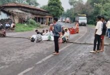 युवक की मौत से आक्रोशित ग्रामीणों ने किया चक्काजाम