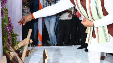 हरेली हमे हमारी जड़ों से जोड़ती हैं : राजस्व मंत्री टंक राम वर्मा हरेली हमे हमारी जड़ों से जोड़ती हैं : राजस्व मंत्री टंक राम वर्मा