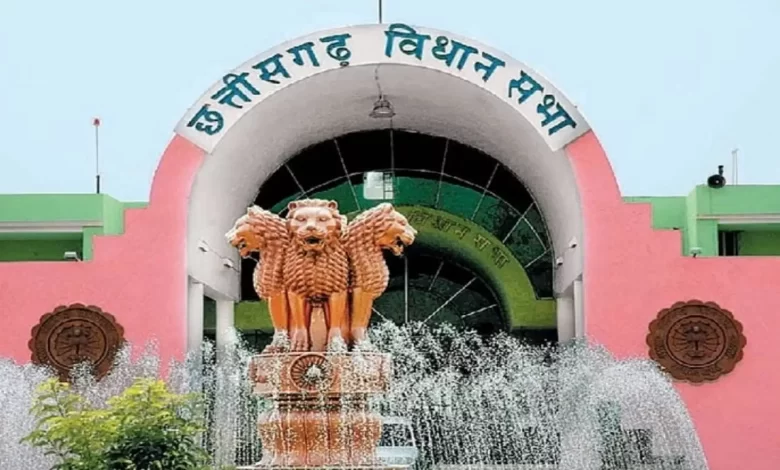 विधानसभा का मानसून सत्र कल से, हंगामा होने के आसार विधानसभा का मानसून सत्र कल से, हंगामा होने के आसार