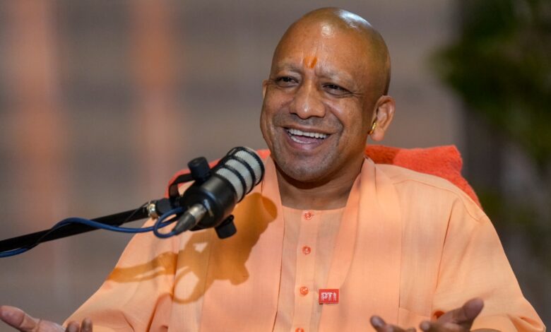 यूपी में कृषि श्रमिकों की न्यूनतम मजदूरी में बढ़ोतरी यूपी में कृषि श्रमिकों की न्यूनतम मजदूरी में बढ़ोतरी